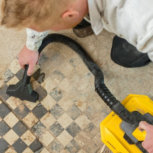 Akumulatorowy odkurzacz Stanley Fatmax FMC795B (Solo)