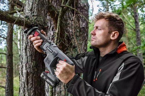 Pilarka szablasta Graphite 58G017