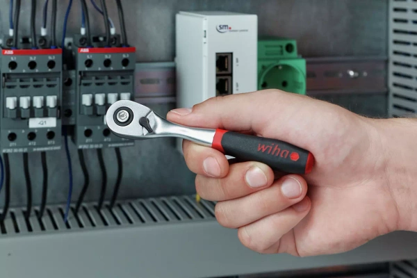 Grzechotka Wiha 1/4" x 135 mm 45626