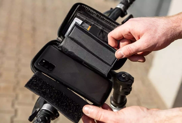 Wodoodporna torba rowerowa z uchwytem na telefon NEO Tools 91-001