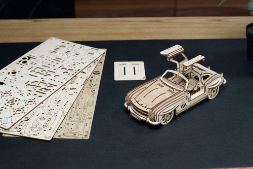 Drewniany samochód sportowy Winged Sports Coupe 70205