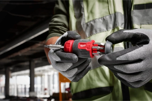 Wkrętak z magazynkiem Milwaukee 8w1 4932492807