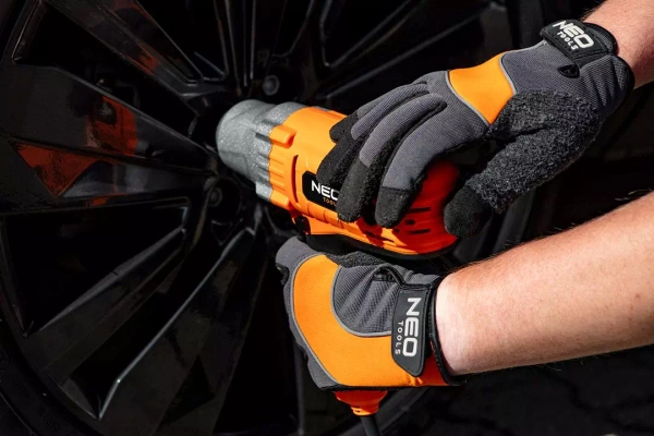 Klucz udarowy NEO Tools 04-719