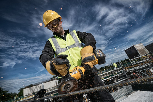 Szlifierka kątowa Dewalt DCG414T2