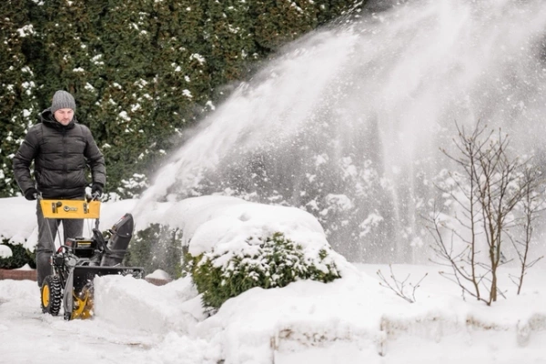 Zamiatarka odśnieżarka Cedrus ZM06E