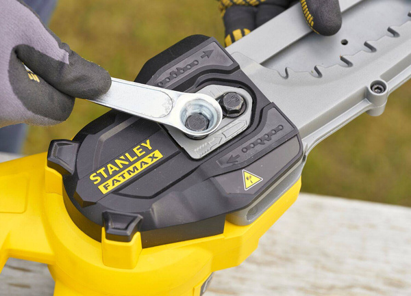 Sekator łańcuchowy Stanley Fatmax SFMCPS515M1-QW
