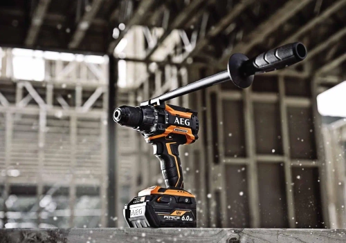 Wiertarko-wkrętarka AEG BSB18BLLI-602C (4935464100)