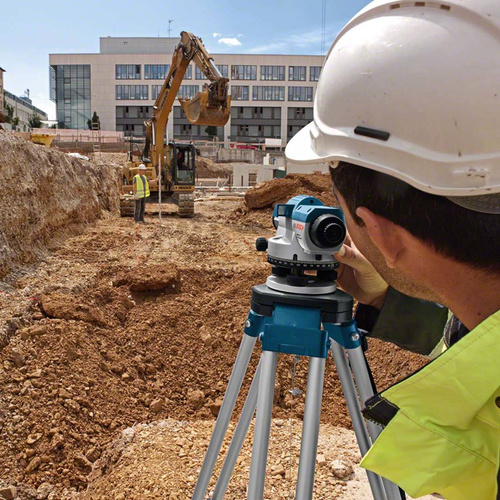 Niwelator optyczny Bosch GOL 32D