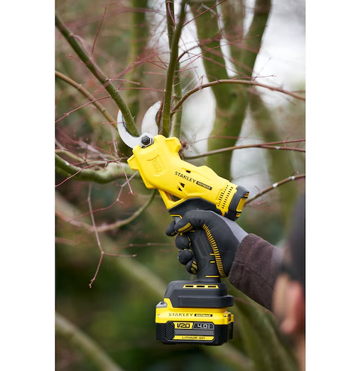 Sekator akumulatorowy Stanley Fatmax SFMCPP32M1