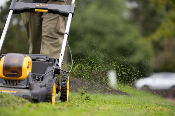 Kosiarka akumulatorowa Dewalt DCMWP500N