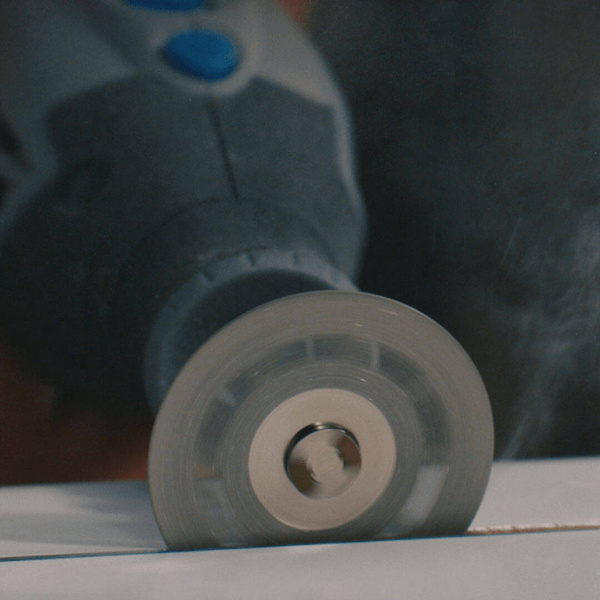 Diamentowa tarcza tnąca Ez Speedclic SC545 Dremel 2615S545JB