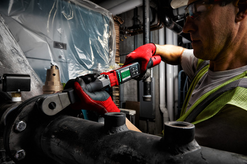 Cyfrowy klucz dynamometryczny Milwaukee M12 ONEFTR12-201C