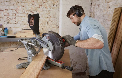 Ukośnica Black Decker BES710-QS