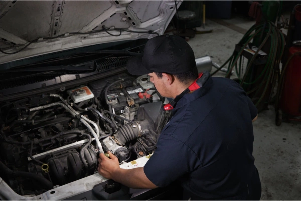 Latarka na szyję Milwaukee L4 NL400-301