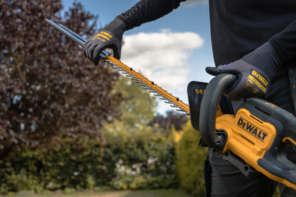 Nożyce do żywopłotu Dewalt DCMHT562N