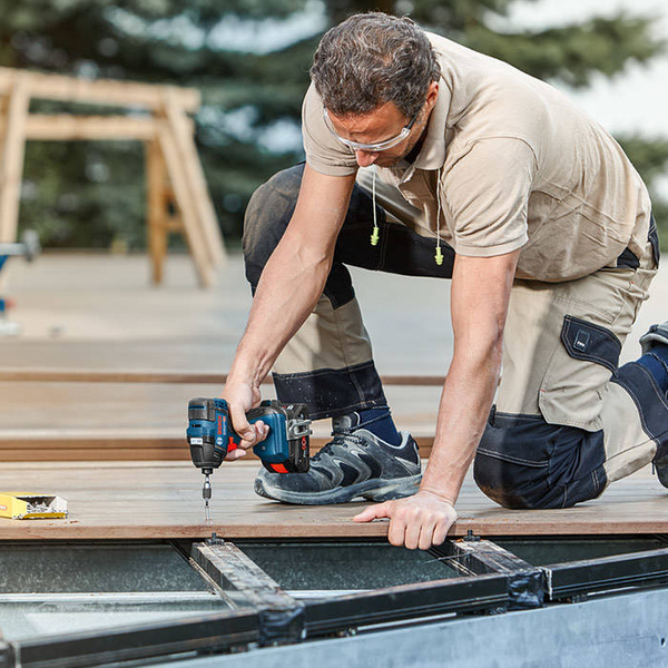 Zakrętarka udarowa Bosch GDR 18V-200 C (06019G4106)