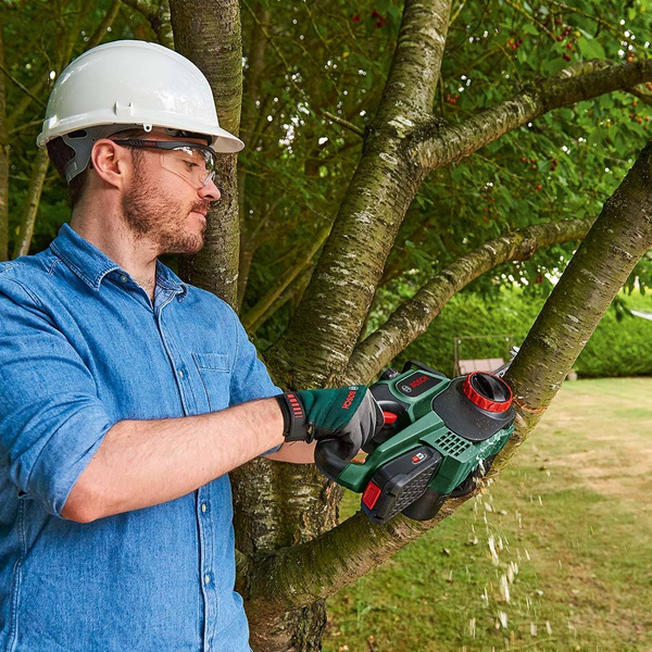 Piła łańcuchowa Bosch UniversalChain 18 (06008B8000)