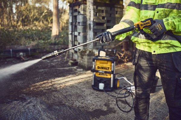 Myjka ciśnieniowa Dewalt DCMPW1600N