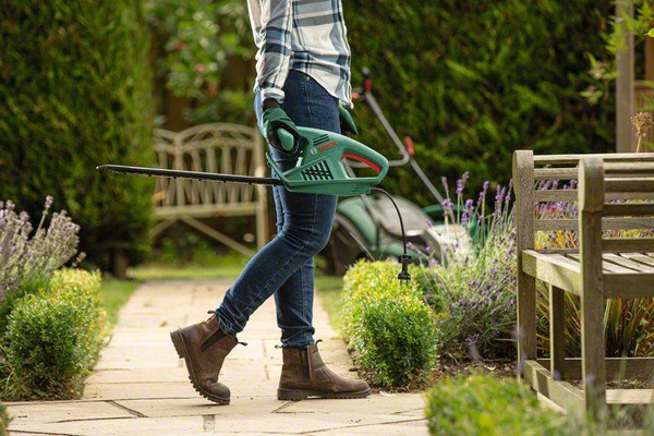 Nożyce do żywopłotu Bosch EasyHedgeCut 55