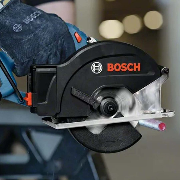 Przecinarka do metalu Bosch GKM 18V-50 (06016B8000)