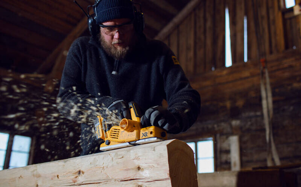 Strug Dewalt DCP580NT