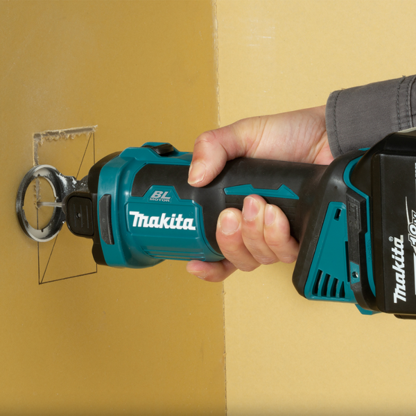 Frezarka do płyt gk Makita DCO181Z