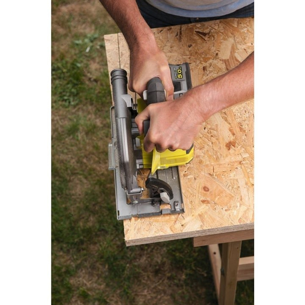 Pilarka tarczowa Ryobi R18CS7-0