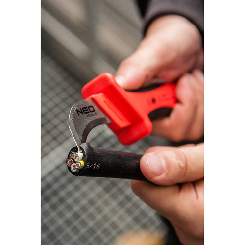 Nóż NEO Tools monterski 190 mm 1000V 01-551