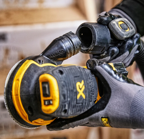 Szlifierka mimośrodowa Dewalt DCW210 z akumulatorem
