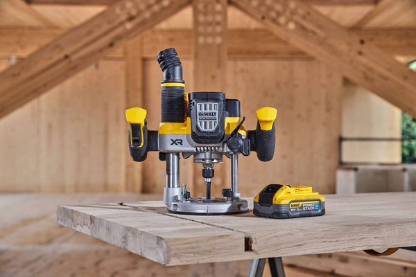 Frezarka Dewalt DCW620N