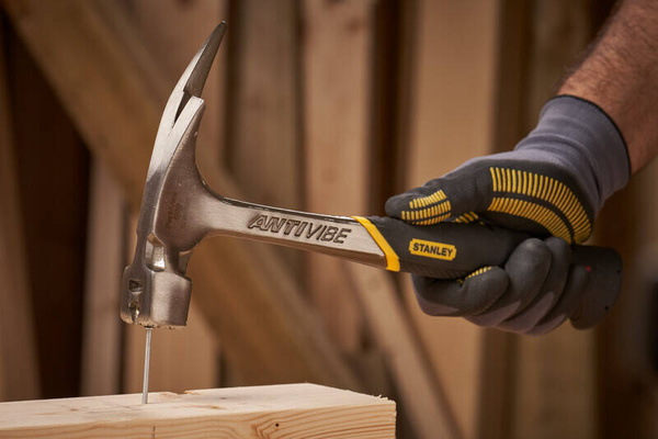 Młotek ciesielski Stanley Fatmax 1-51-937