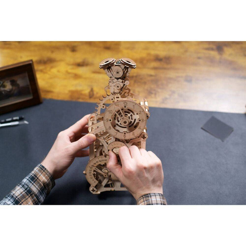 Engine clock UGEARS 70217