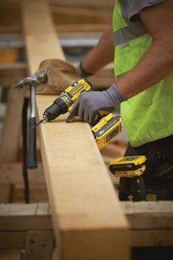 Akumulatorowa wiertarko-wkrętarka Stanley Fatmax FMC600D2