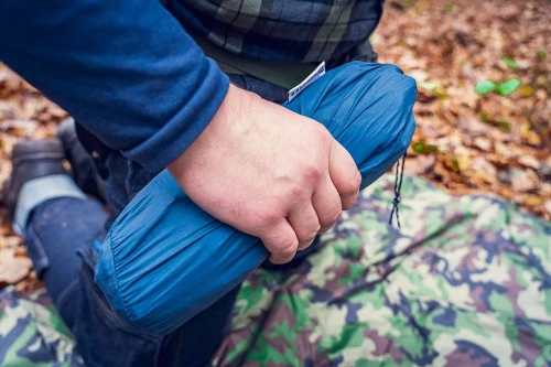 Materac turystyczny NEO Tools 63-149