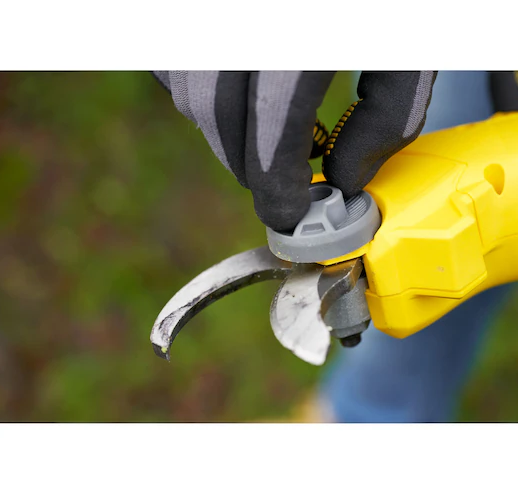 Sekator akumulatorowy Stanley Fatmax SFMCPP32M1