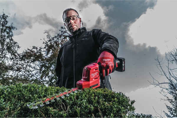 Nożyce do trawy Milwaukee M12 FHT20-402