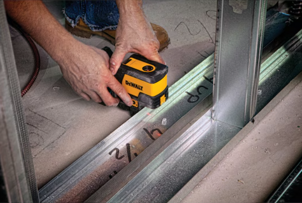 Laser krzyżowy DW0822 DeWalt