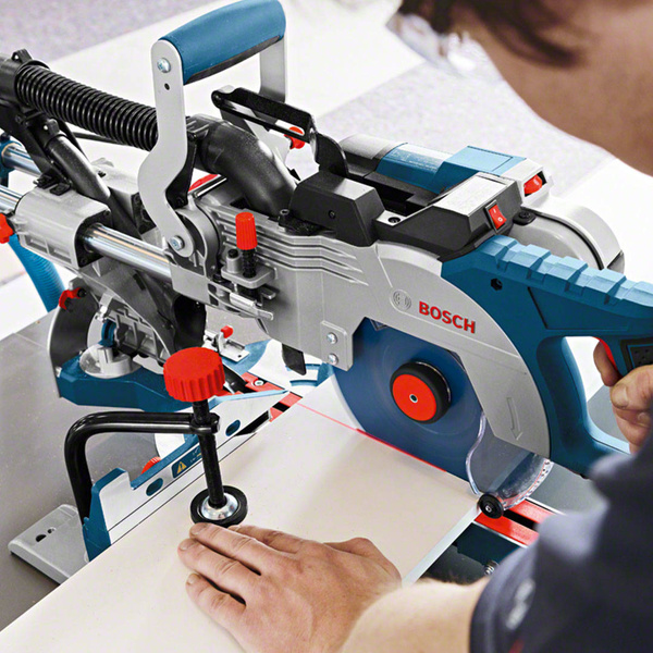 Ukośnica Bosch GCM 8 SDE