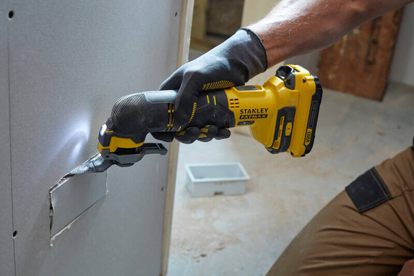 Narzędzie wielofunkcyjne Stanley Fatmax SFMCE500B