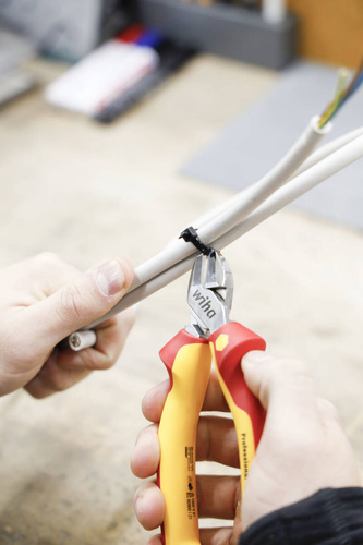 Szczypce boczne Professional electric z DynamicJoint® Wiha 43463