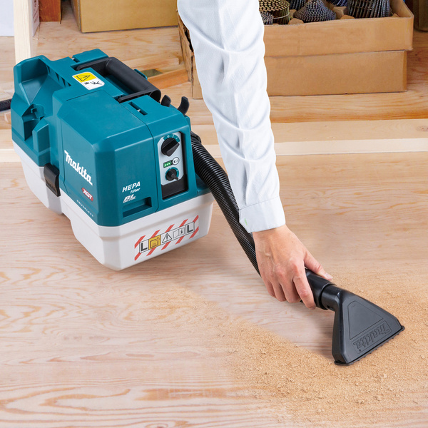 Odkurzacz akumulatorowy Makita VC014GLZ