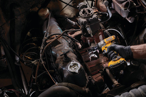 Klucz udarowy Dewalt DCF902D2