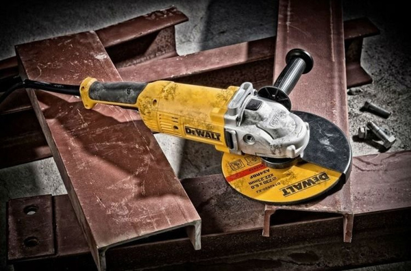 Szlifierka kątowa DeWalt DWE490