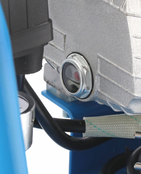 Kompresor dwutłokowy olejowy Aipress HL 425-50 z zestawem akcesoriów pneumatycznych