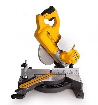 Ukośnica Dewalt DCS777T2