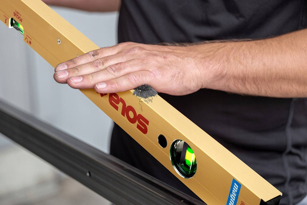 Poziomica aluminiowa Sola AZ 100 cm SO01161301