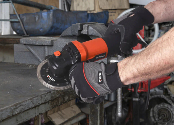 Szlifierka kątowa YATO YT-82098