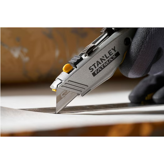 Zestaw 50 szt. ostrzy trapezowych Stanley 8-11-800