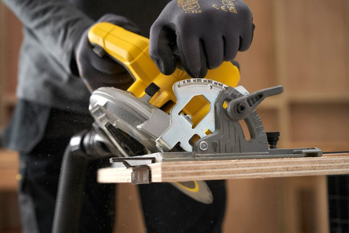 Pilarka tarczowa Stanley Fatmax SFMCS551B-XJ