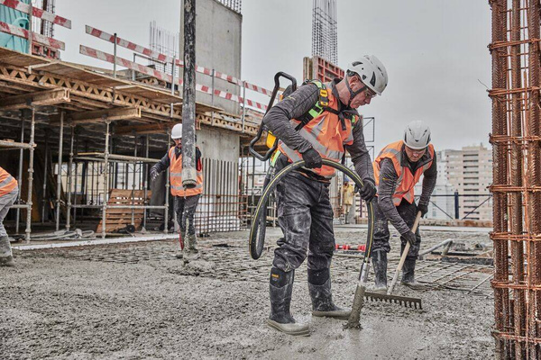 Wibrator do betonu Dewalt DCPS310N